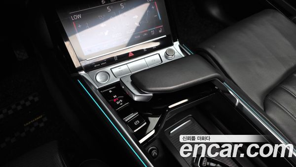 Audi e-tron 2020, фото 9