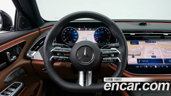 Mercedes-Benz E-Class 2025, фото 11