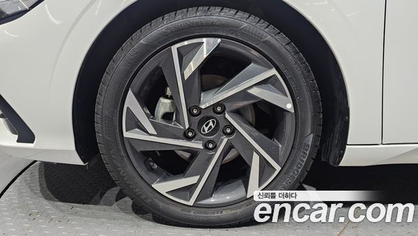 Hyundai Elantra 2026, фото 5
