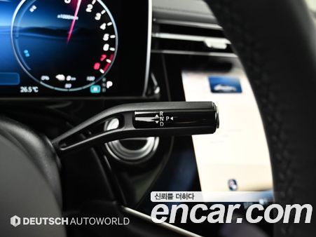 Mercedes-Benz E-Class 2025, фото 9