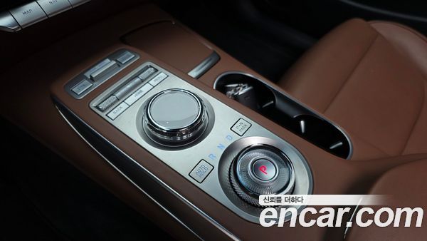 Genesis GV70 2021, фото 9