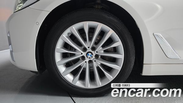 BMW 5 Series 2021, фото 5