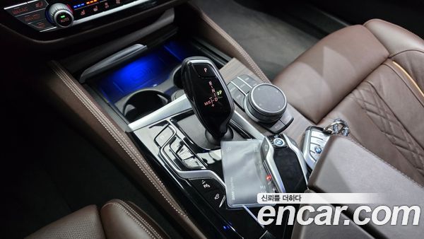 BMW 5 Series 2021, фото 12
