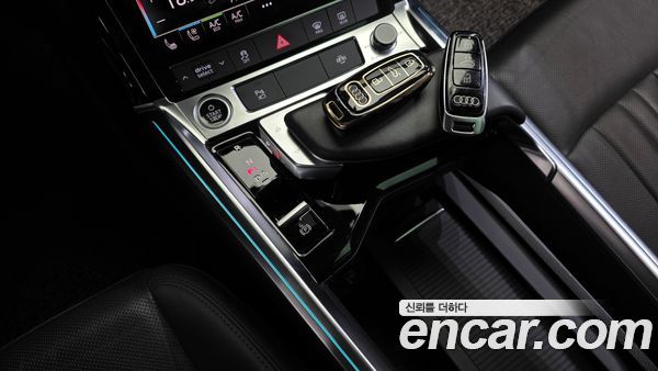 Audi e-tron 2022, фото 12