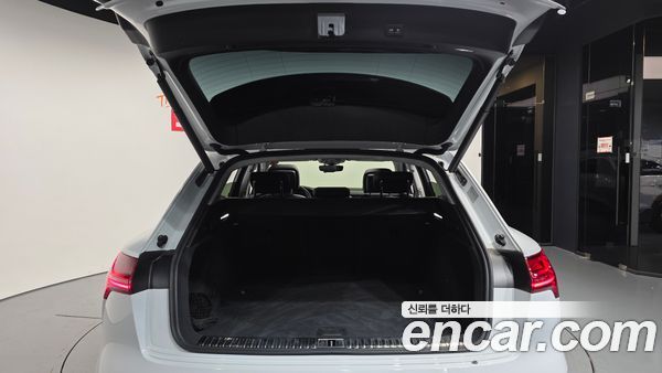 Audi e-tron 2022, фото 26