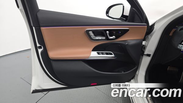 Mercedes-Benz E-Class 2026, фото 14