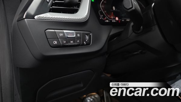 BMW 2 Series 2021, фото 28