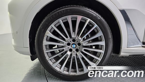 BMW X7 2022, фото 4