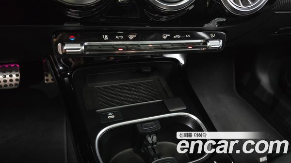 Mercedes-Benz CLA 2024, фото 31