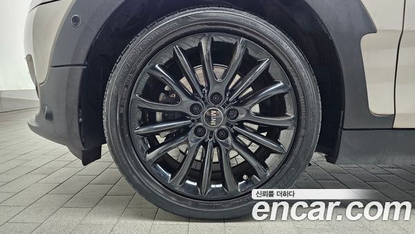 MINI CLUBMAN 2022, фото 5