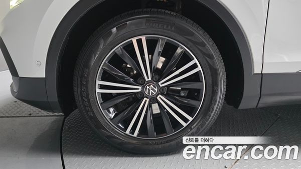 Volkswagen Tiguan 2021, фото 5