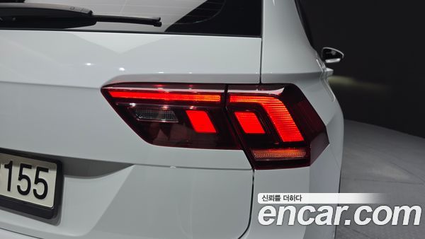 Volkswagen Tiguan 2021, фото 9