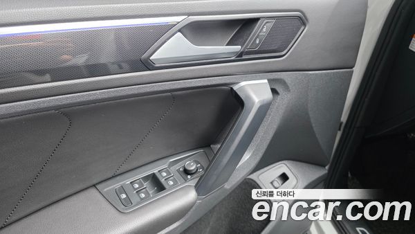 Volkswagen Tiguan 2021, фото 14