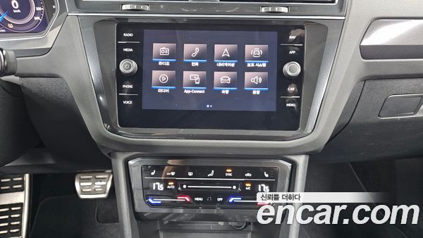 Volkswagen Tiguan 2022, фото 30