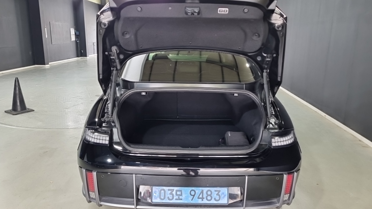 Hyundai IONIQ 6 2023, фото 18