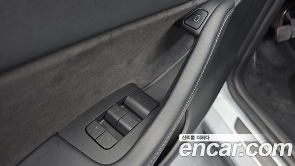 Tesla Model Y 2022, фото 14