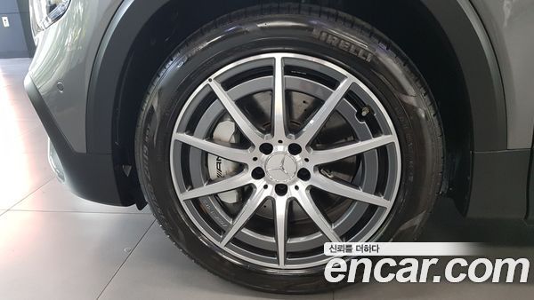 Mercedes-Benz GLB 2023, фото 5