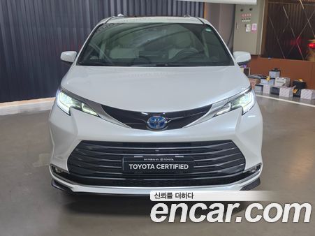 Toyota Sienna 2025, фото 3