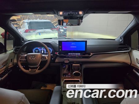 Toyota Sienna 2025, фото 7