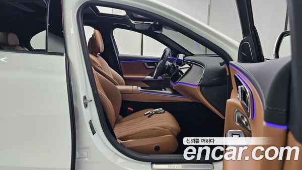 Mercedes-Benz E-Class 2025, фото 16