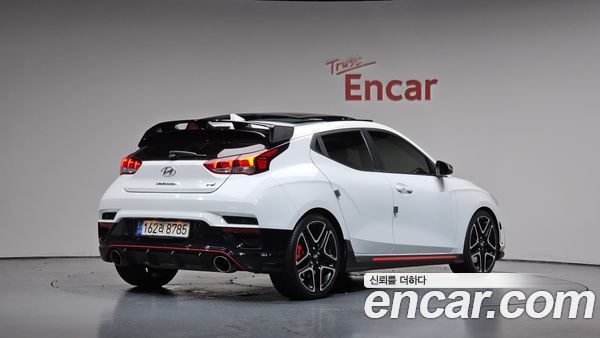 Hyundai Veloster 2022