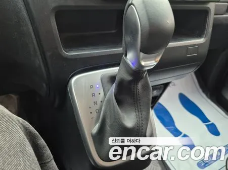 Hyundai Staria 2025, фото 9