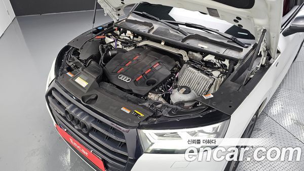 Audi SQ5 2020, фото 6