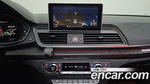 Audi SQ5 2020, фото 14