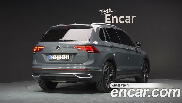 Volkswagen Tiguan 2023, фото 2