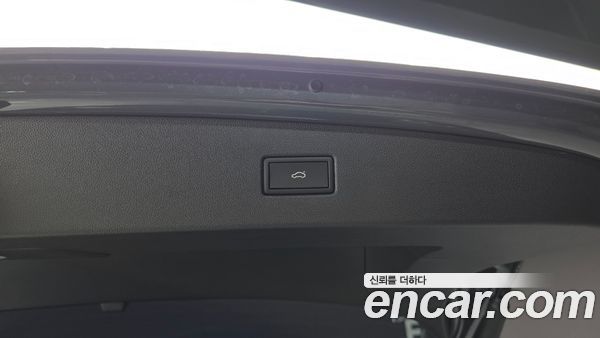 Volkswagen Tiguan 2023, фото 16