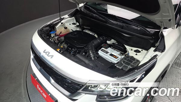 Kia Seltos 2023, фото 6