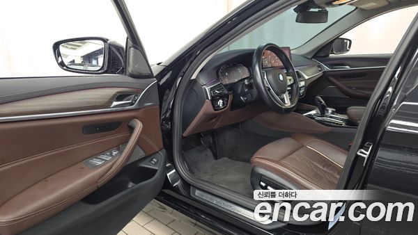 BMW 5 Series 2021, фото 13