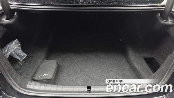 BMW 5 Series 2021, фото 26