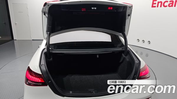 Mercedes-Benz E-Class 2022, фото 20