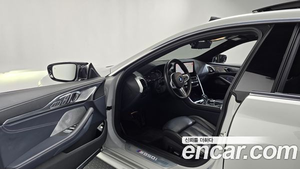 BMW 8 Series 2023, фото 13