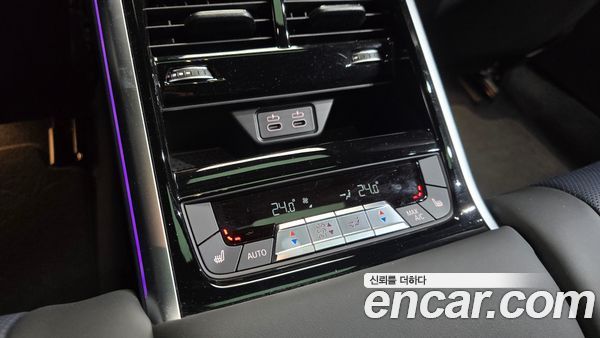 BMW 8 Series 2023, фото 34