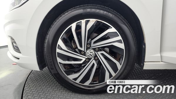 Volkswagen Jetta 2021, фото 4