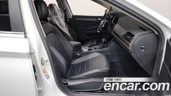 Volkswagen Jetta 2021, фото 15