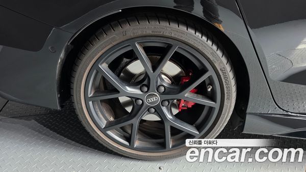 Audi RS3 2025, фото 5