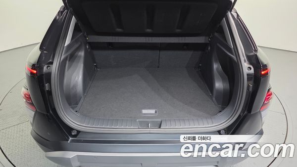 Hyundai Kona 2023, фото 30