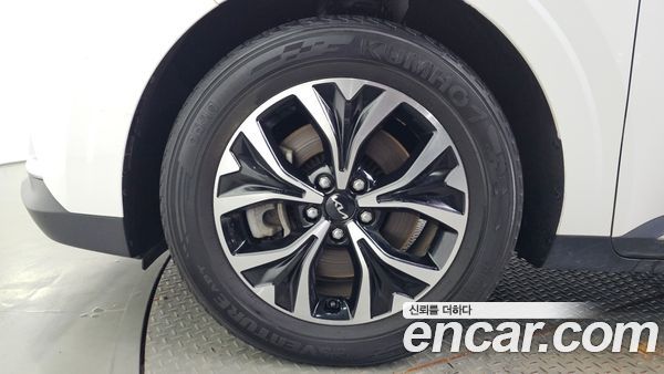 Kia Carnival 2022, фото 5