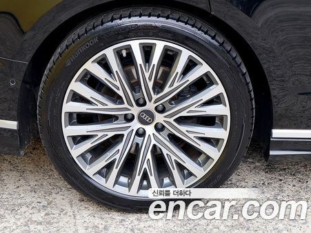 Audi A8 2023, фото 5