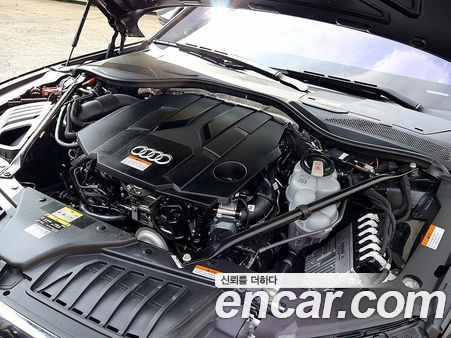 Audi A8 2023, фото 6
