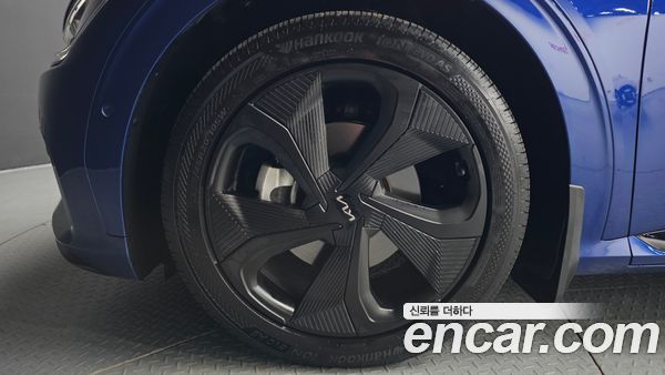 Kia EV6 2023, фото 4