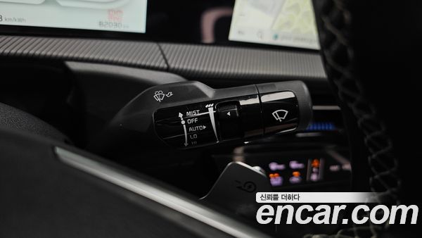 Kia EV6 2023, фото 28