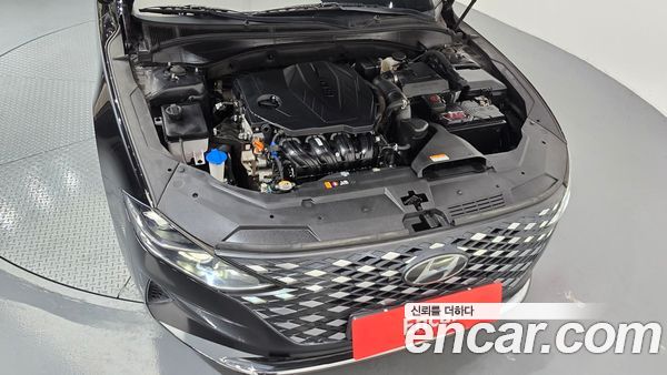 Hyundai Grandeur 2022, фото 6