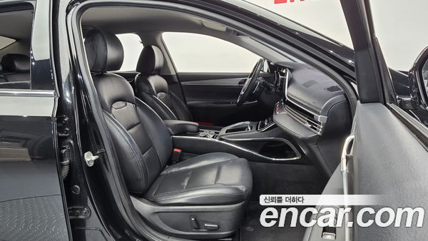 Hyundai Grandeur 2022, фото 12