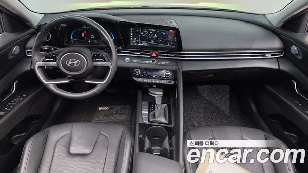 Hyundai Elantra 2024, фото 9