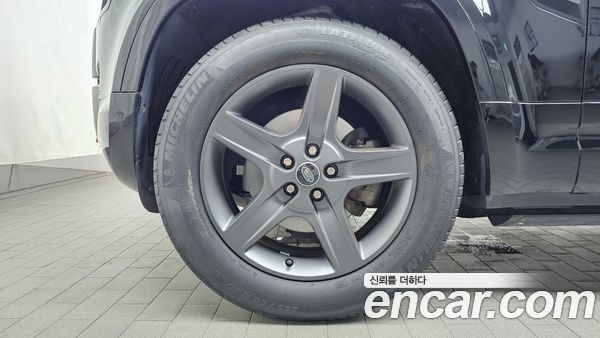 Land Rover Defender 2022, фото 5