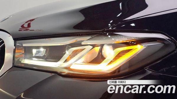 BMW 5 Series 2022, фото 8